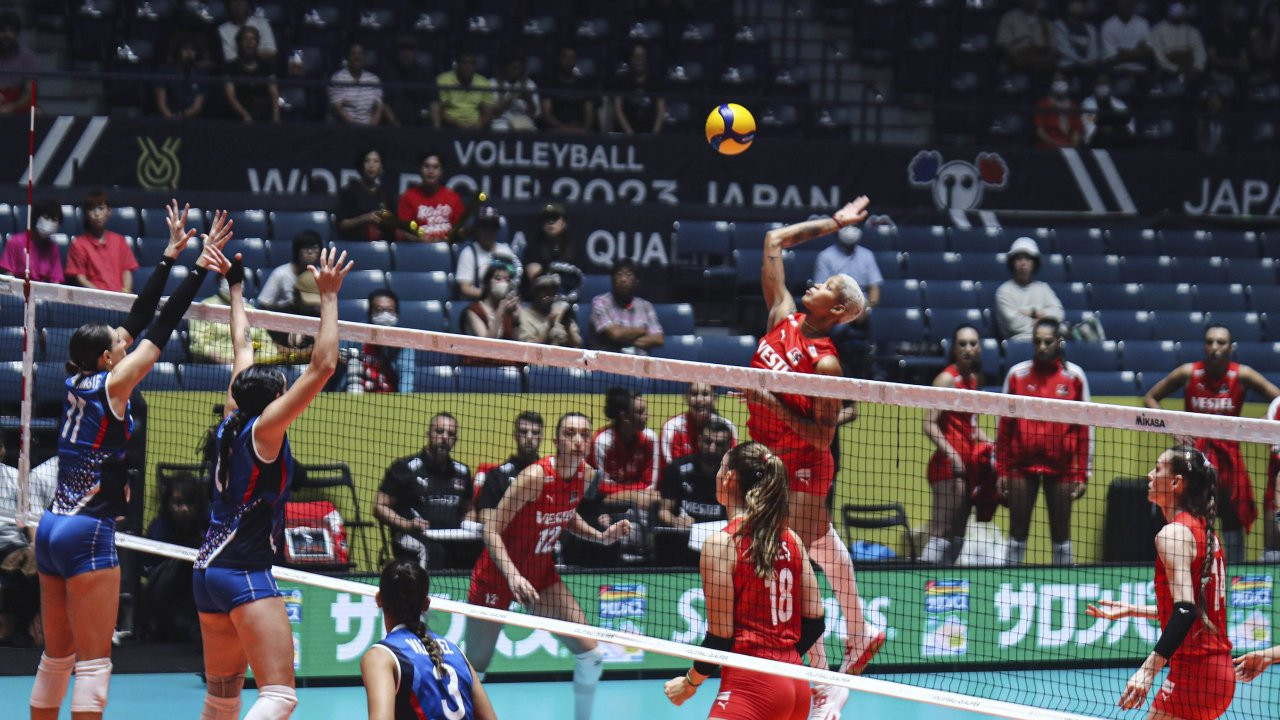 Son dakika: Kadın Voleybol Takımı olimpiyatlara galibiyetle başladı