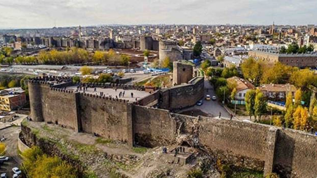 Surlar ve Hevsel Bahçeleri ‘Tehlike Altındaki Dünya Mirası Listesi’ne alınmadı