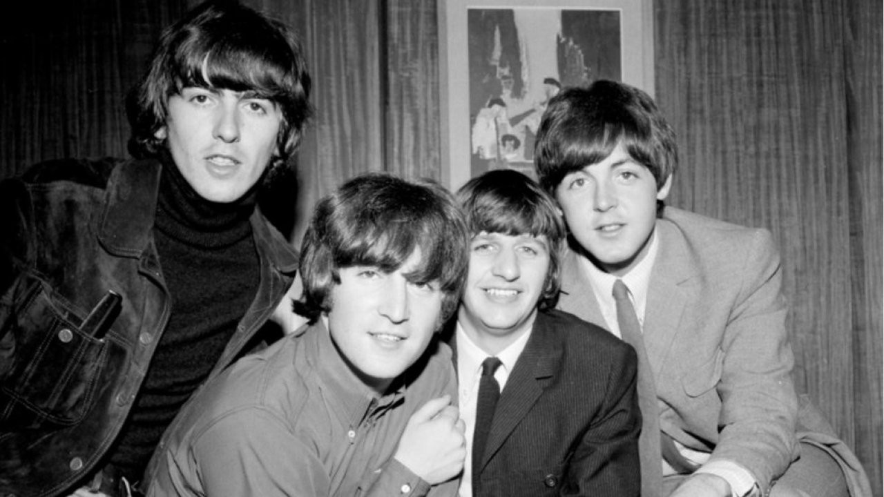 Rock efsanesi The Beatles'ın şarkılarından oluşan koleksiyon açık artırmaya çıkarılıyor