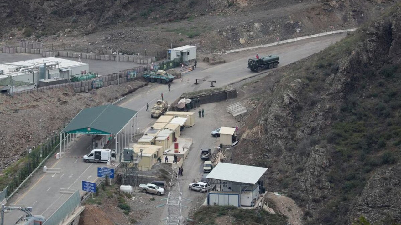 Karabağ'da etnik temizlik endişesi: Halkın çoğunluğu bölgeyi terk etmek istiyor