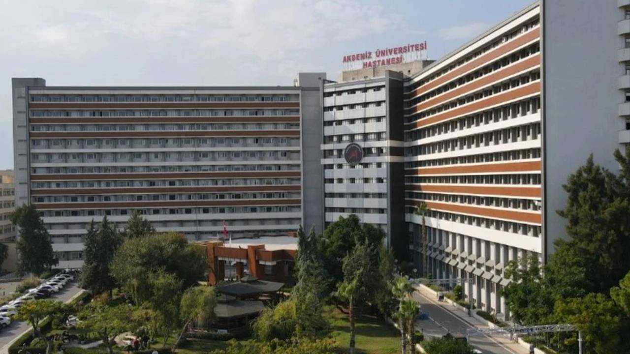 Sayıştay raporu ortaya koydu: Akdeniz Üniversitesi'nde adrese teslim otopark ihalesi