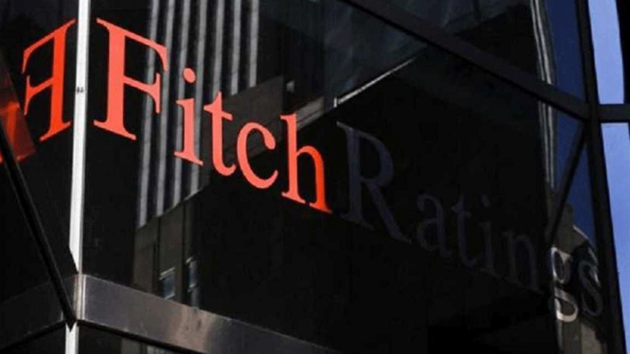 Fitch, büyüme tahminini düşürdü