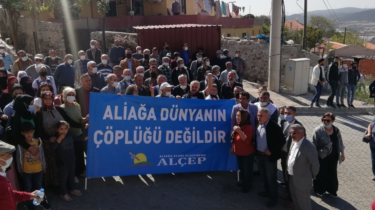 İzmir Aliağa'da Bakanlık üçüncü cüruf tesisine de onay verdi: 'Aliağa gözden çıkarıldı'