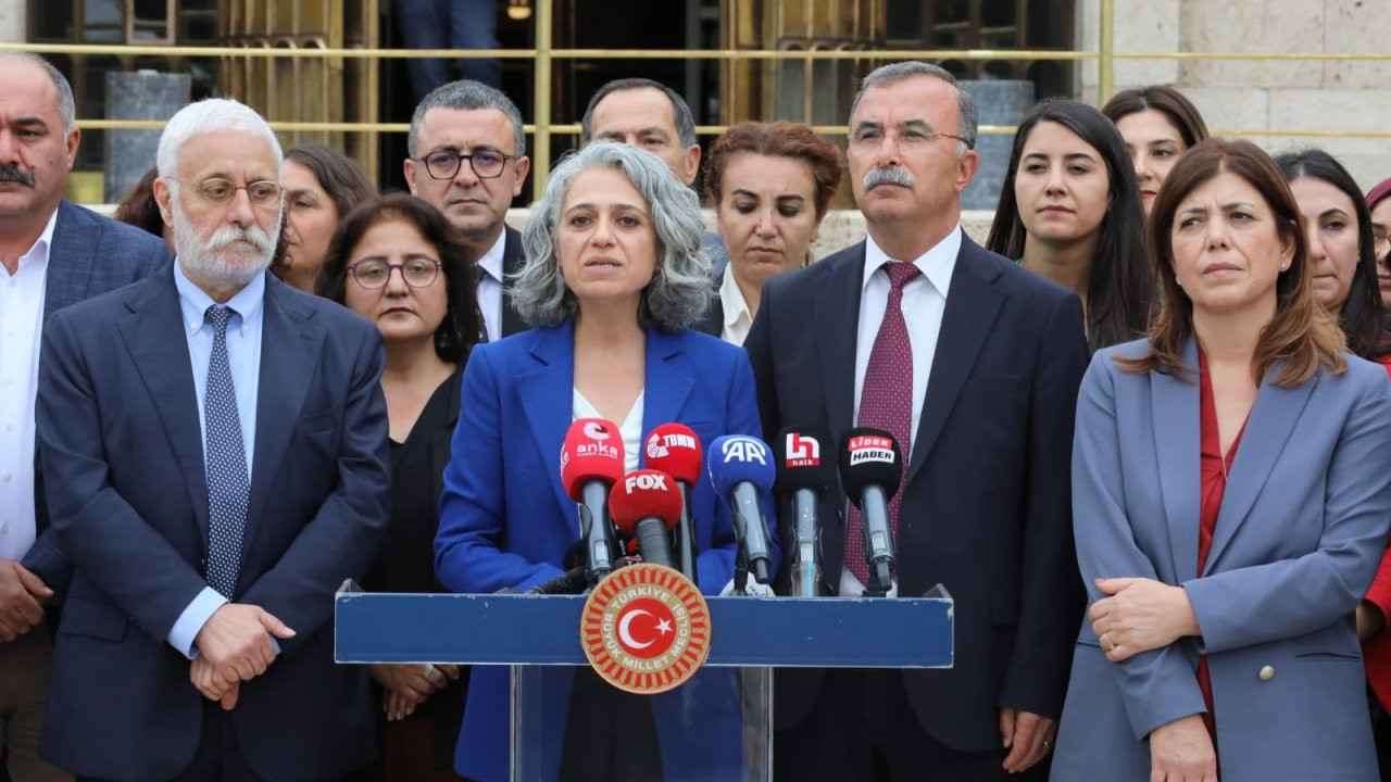 Yeşil Sol Parti’den Kürt Sorunu ve anayasa açıklaması: ‘Mutlak tecrit sürüyor, yasasızlık dayatılıyor’