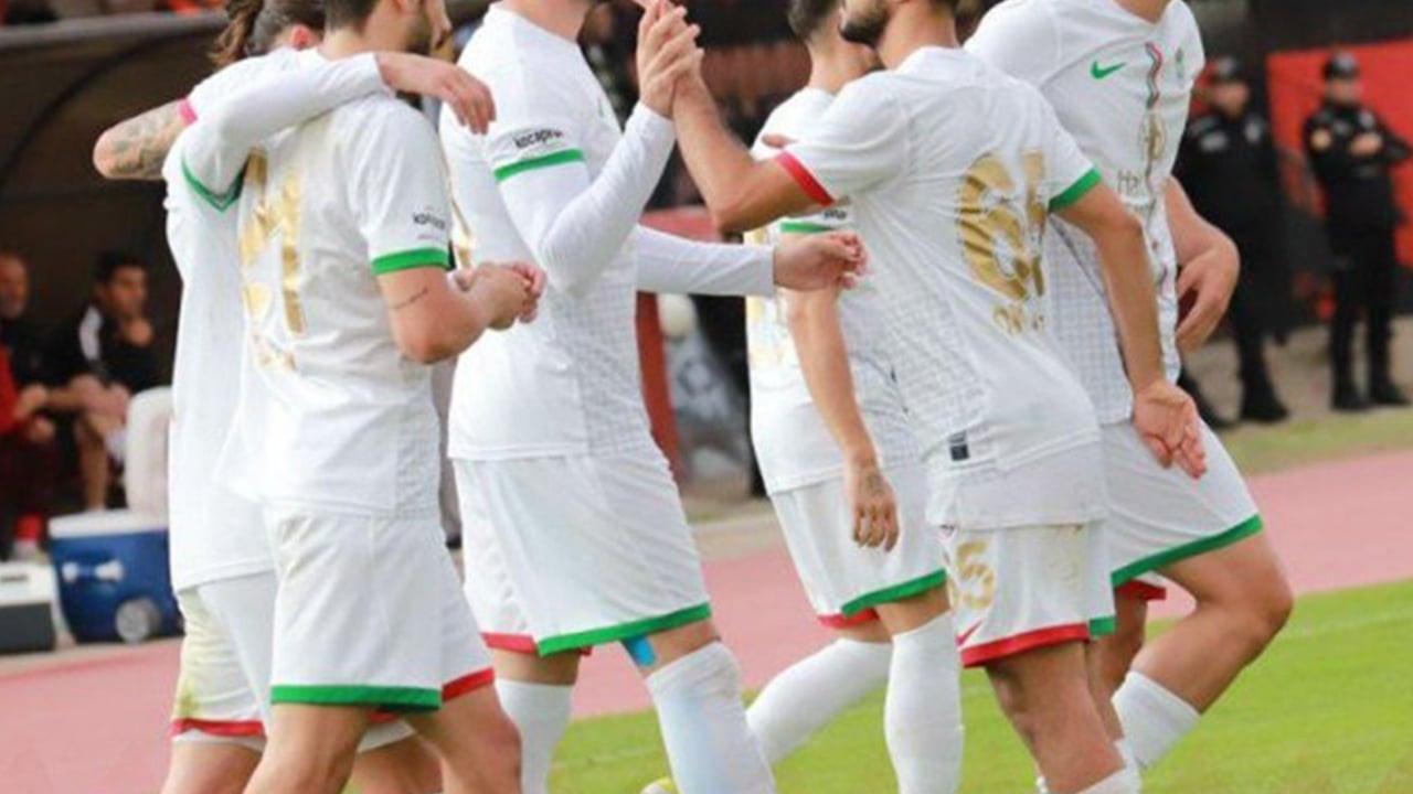 Amedspor, Uşakspor deplasmanından lider döndü