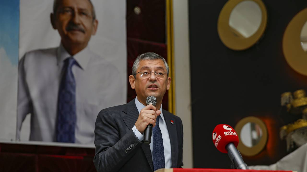 Özgür Özel'den İYİ Parti'ye: Karşılıklı kaybettirmek harakiri olur