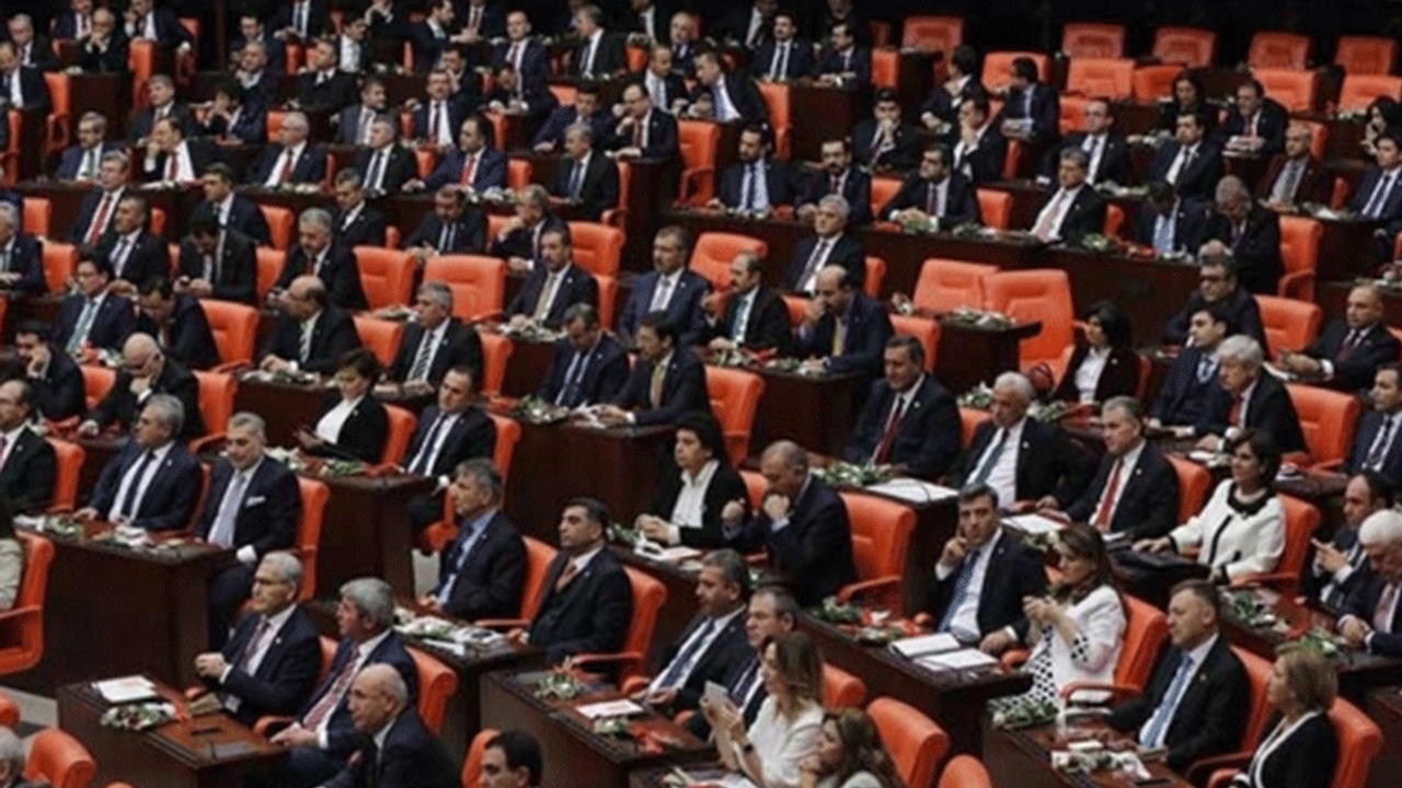 HDP vergi cennetlerinin araştırılmasını istedi, AK Parti reddetti