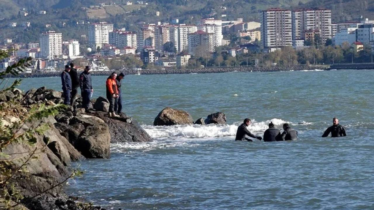 Kayıp öğrenciler dört gündür aranıyor: Cep telefonu, mont, kalem ve para bulundu