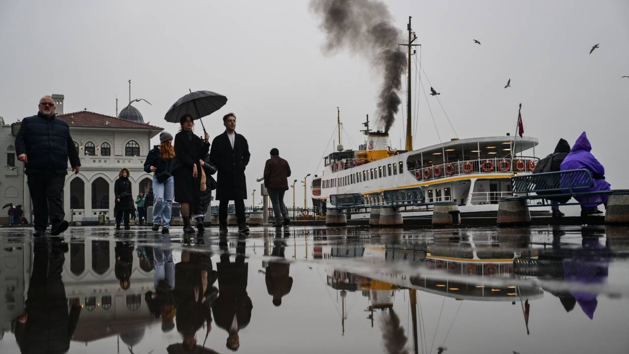 Meteoroloji'den kuvvetli yağış ve rüzgar uyarısı (10 Aralık 2023 hava durumu)
