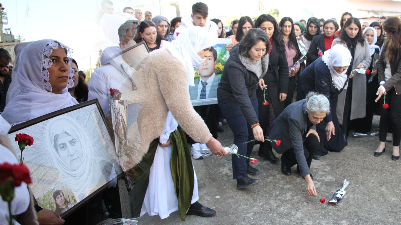 Taybet Ana, sekiz yıl önce katledildiği yerde anıldı: 'Yok saydığınız Kürtler bugün her yerde'