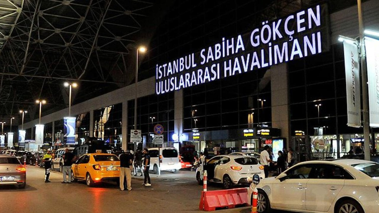 Fenerbahçe ve Galatasaray ülkeye dönüyor: Kadıköy Belediyesi karşılama için araç kaldırıyor