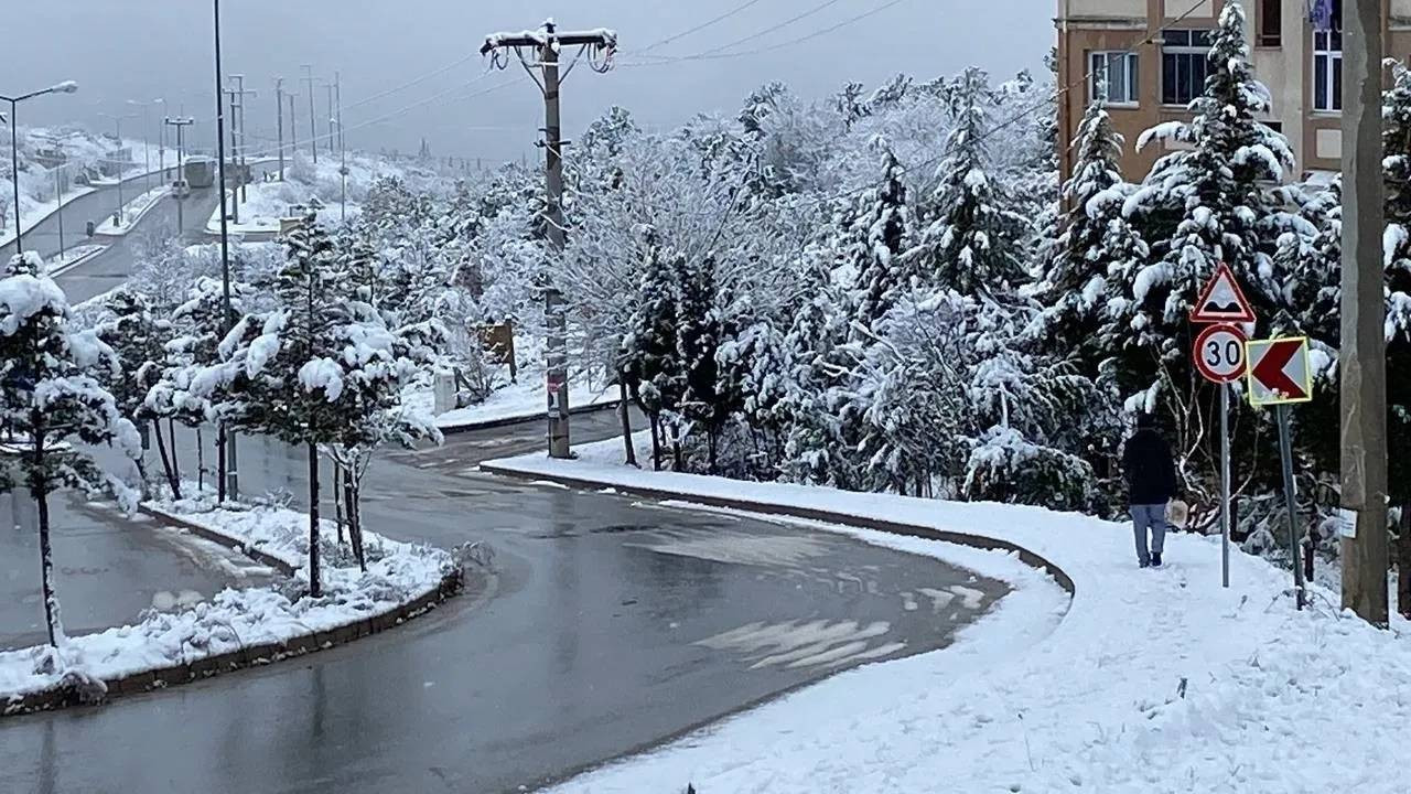 Meteoroloji'den sağanak ve kar uyarısı