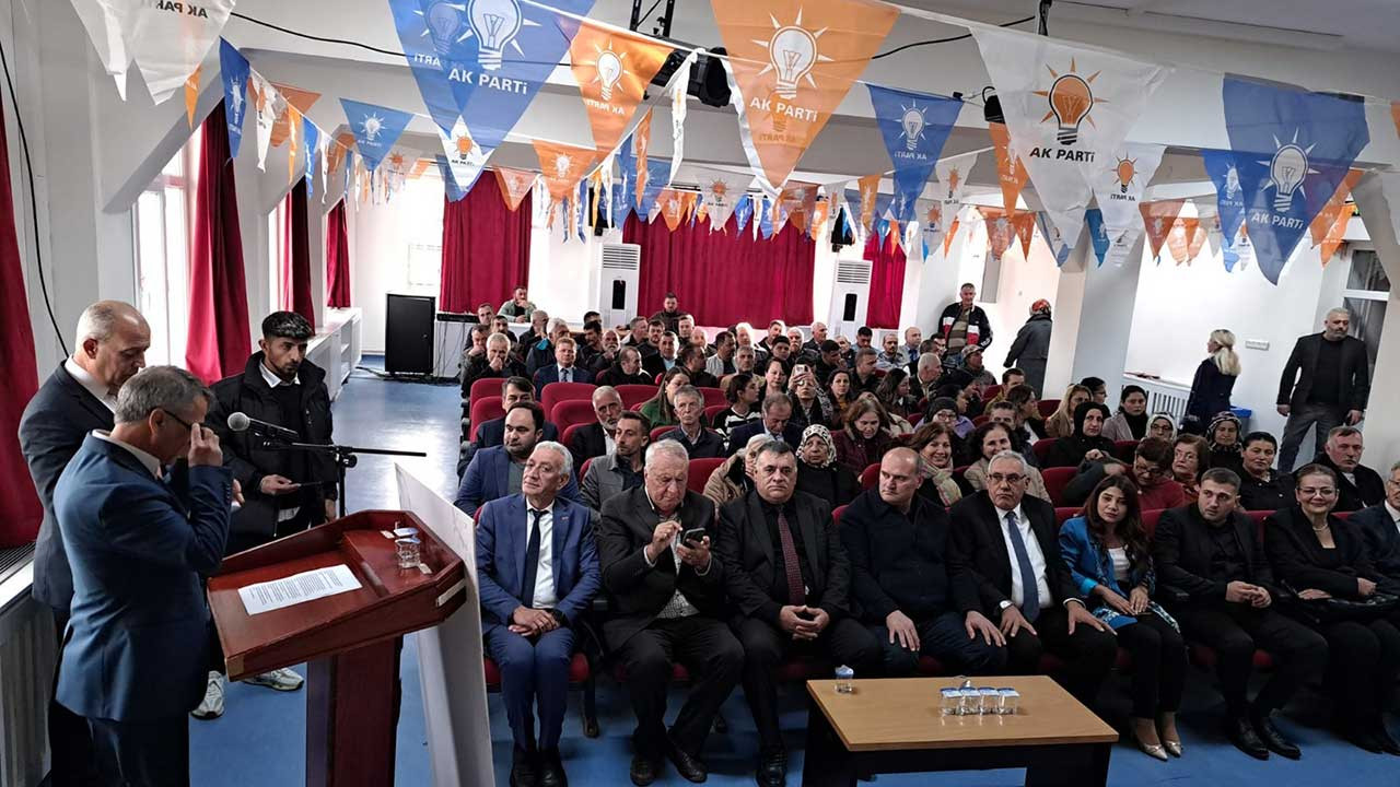 AKP, Danışma Meclisi toplantısını lisede yaptı: 'Okullar AKP'nin seçim bürosu mu?'