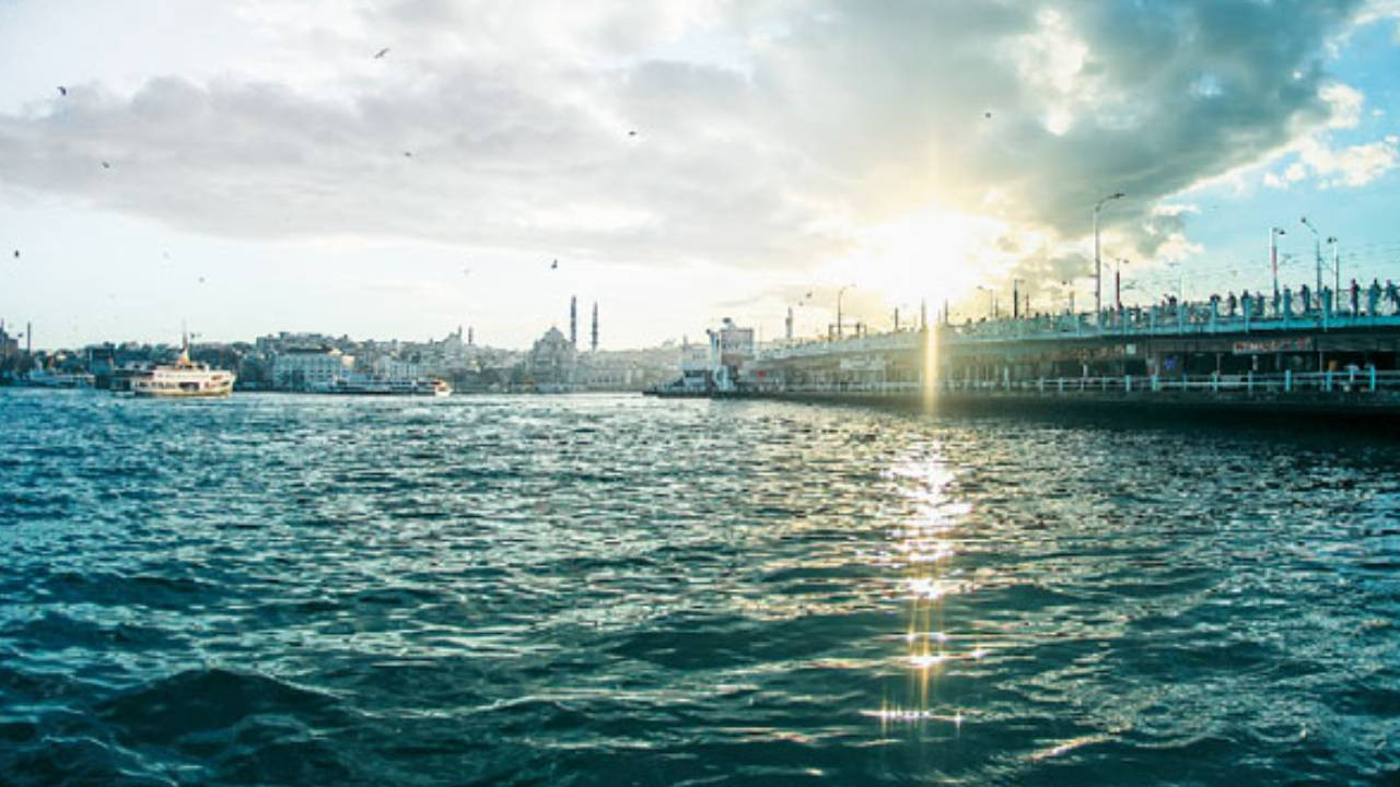AKOM'dan İstanbul verileri: Soğuk hava kalkıyor, sıcaklıklar artıyor