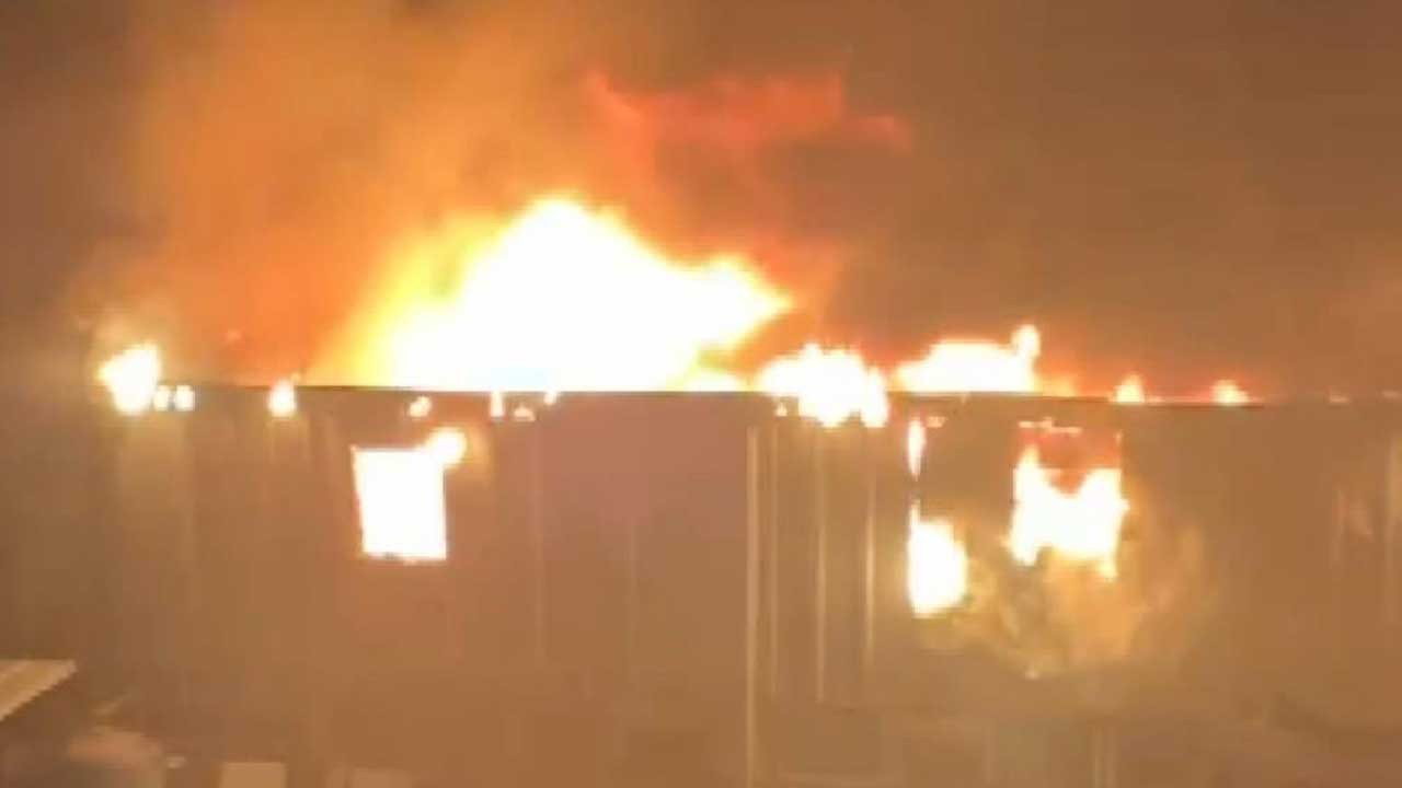 Beylikdüzü'nde atölyede çıkan yangın söndürüldü