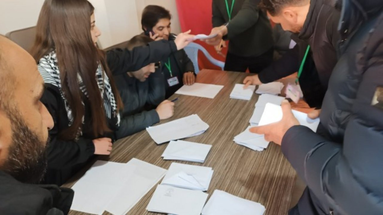 Van’ın iki ilçesinde daha ikinci tur oylamaları bitti