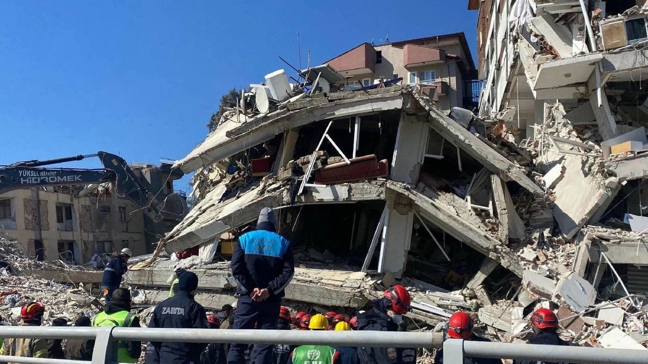 Dokuz kişi ölmüştü: Adıyaman'da depremde yıkılan binanın iki katı kaçak yapılmış