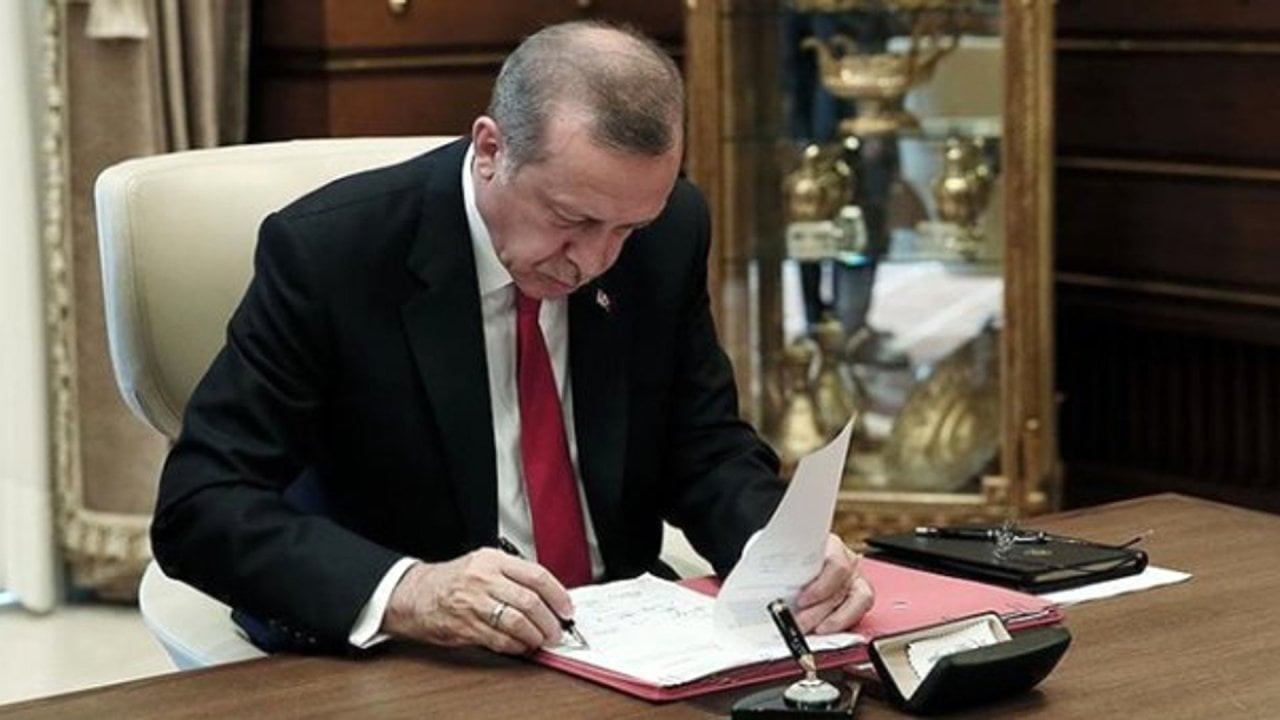 Erdoğan'ın atama ve görevden alma kararları Resmi Gazete'de: 10 ilin milli eğitim müdürü görevden alındı