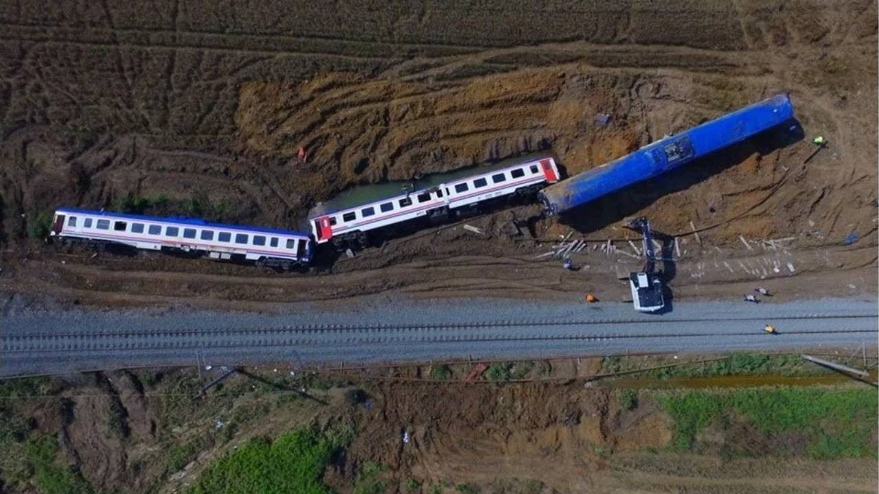 Çorlu Tren Katliamı’nın son duruşması yarın görülecek: 'Adalet rayların altında kalmasın, başka canlar yanmasın'