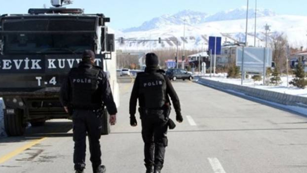 Hakkari'de 'Büyük Özgürlük Yürüyüşü' ile eş zamanlı yasak kararı