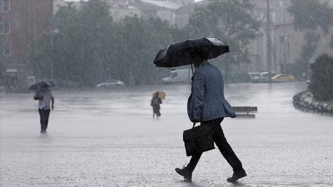 Meteoroloji'den sağanak ve kar yağışı uyarısı (4 Şubat 2024 hava durumu)