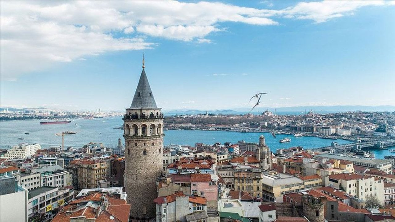 İstanbul'un nüfusu son 100 yılda ikinci kez geriledi