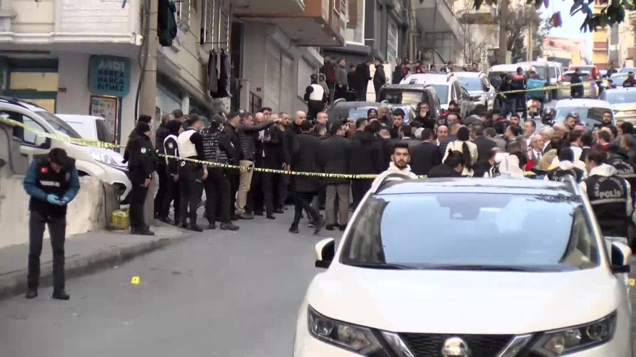 Bakan Tunç: Küçükçekmece'deki saldırıyla ilgili 12 kişi gözaltına alındı