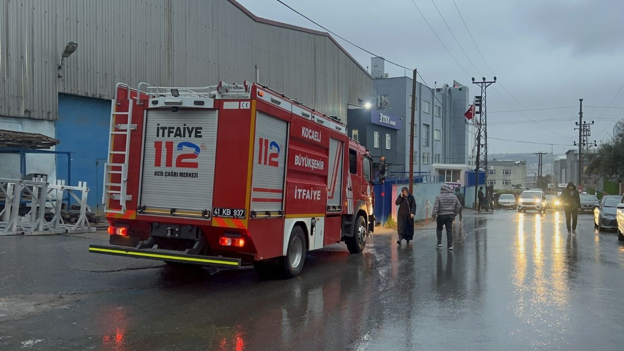 Gebze'de dökümhanedeki patlamada üç işçi yaralandı: Birinin durumu ağır