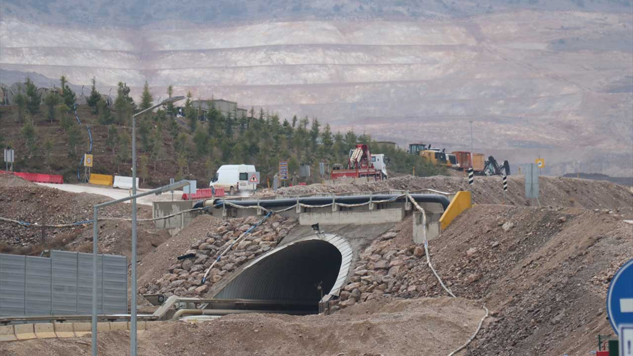 'İliç'te kayan toprak, kayması olası toğrağın sadece onda biri' iddiası