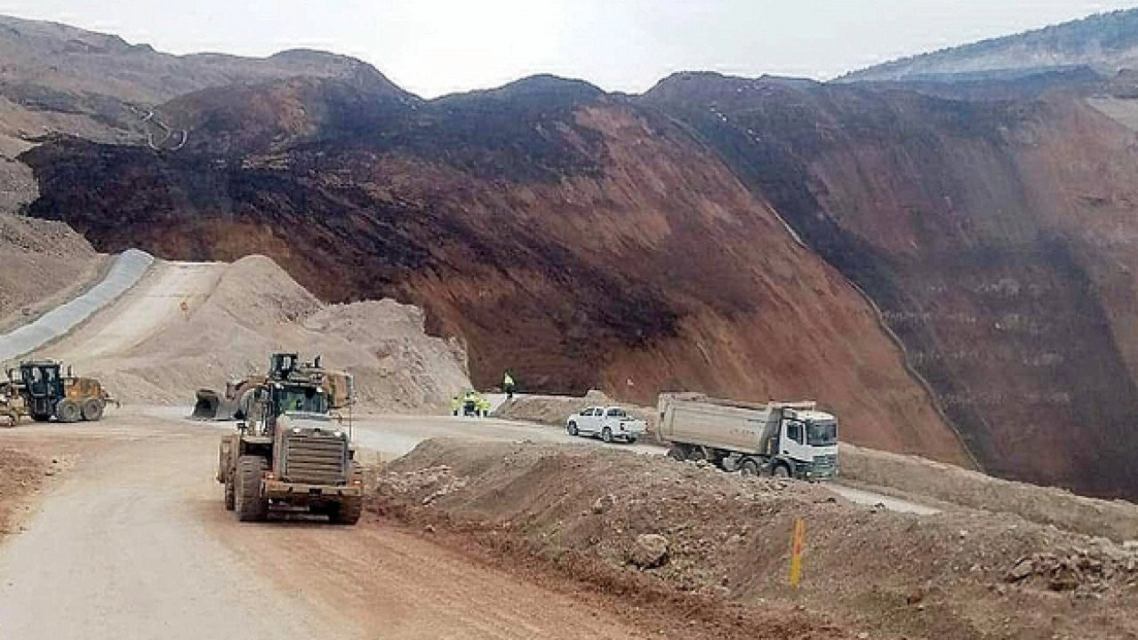 İliç'te toprak altında kalan dokuz işçiye sigorta ayıbı