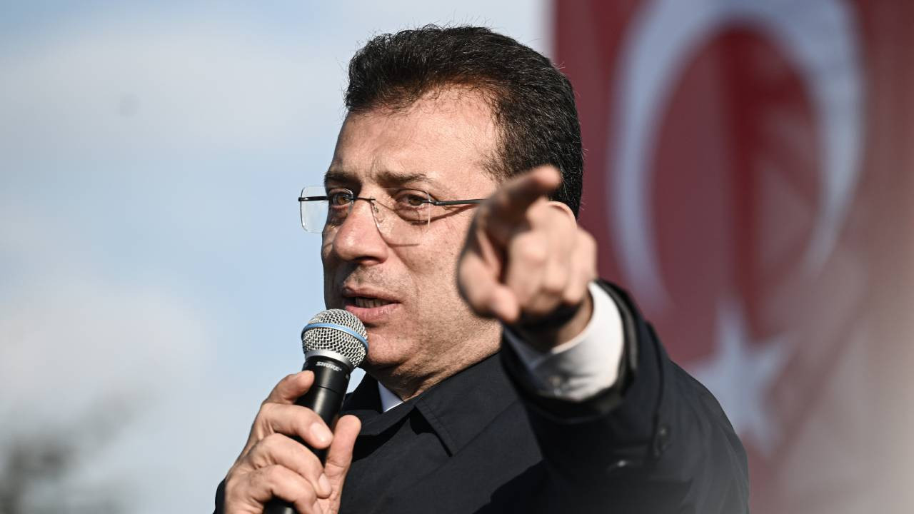 Ekrem İmamoğlu, AKP'li İBB döneminde dönüştürülen bina sayısını açıkladı: Sıfır