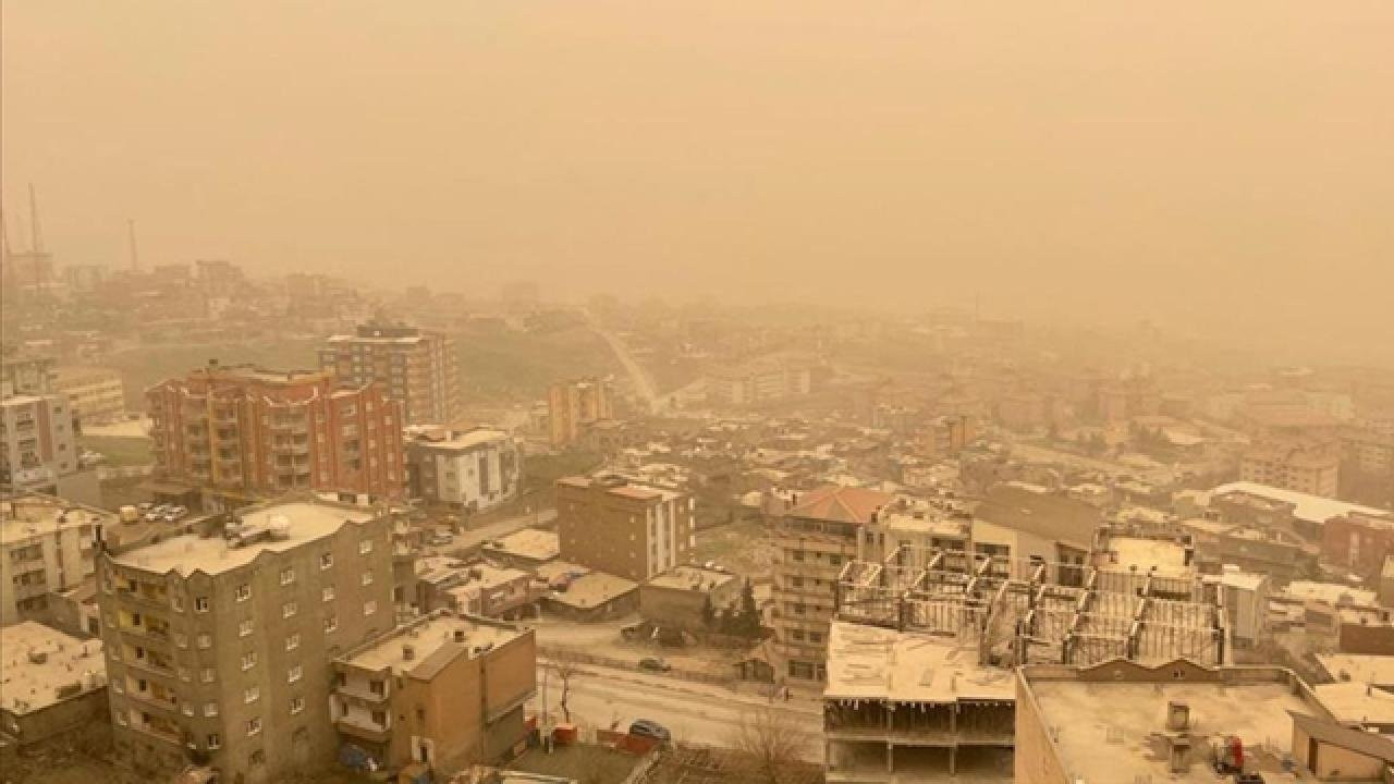 Sahra Çölü'nden toz taşınımı bekleniyor... Uzmanından maske uyarısı: Kuru öksürük ve hapşırık görülebilir