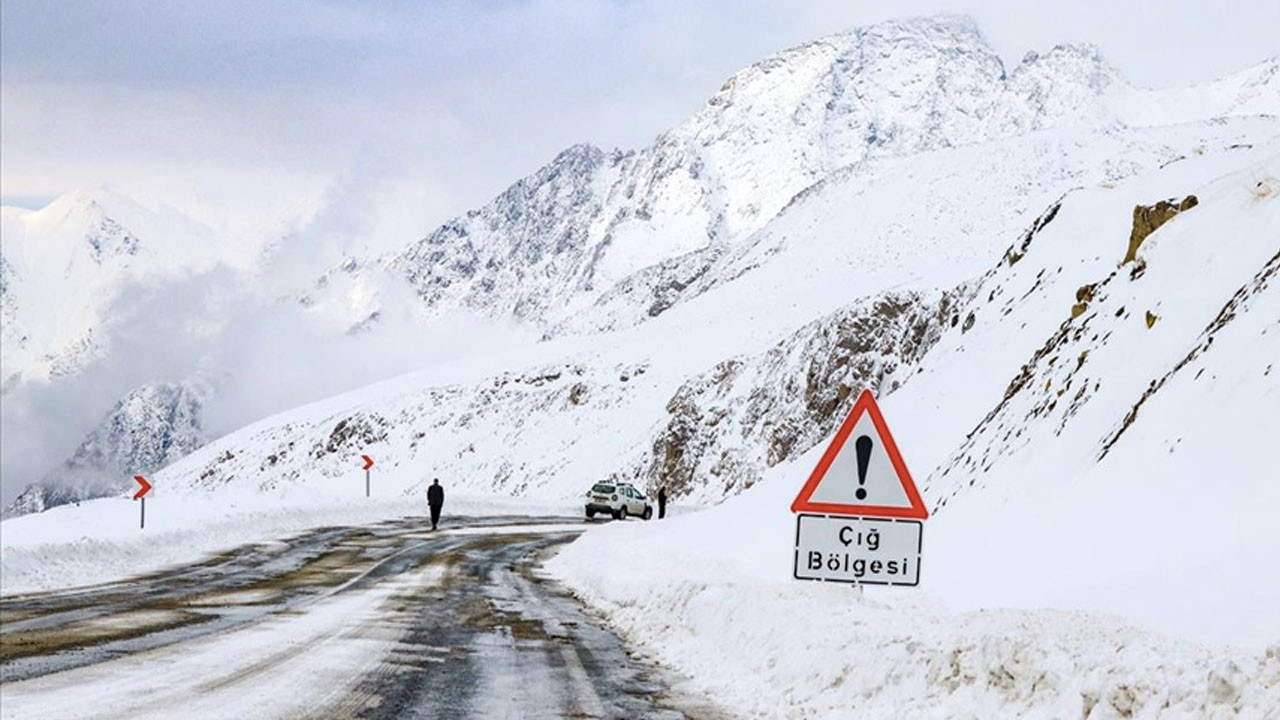 Meteoroloji'den iki bölge için çığ uyarısı