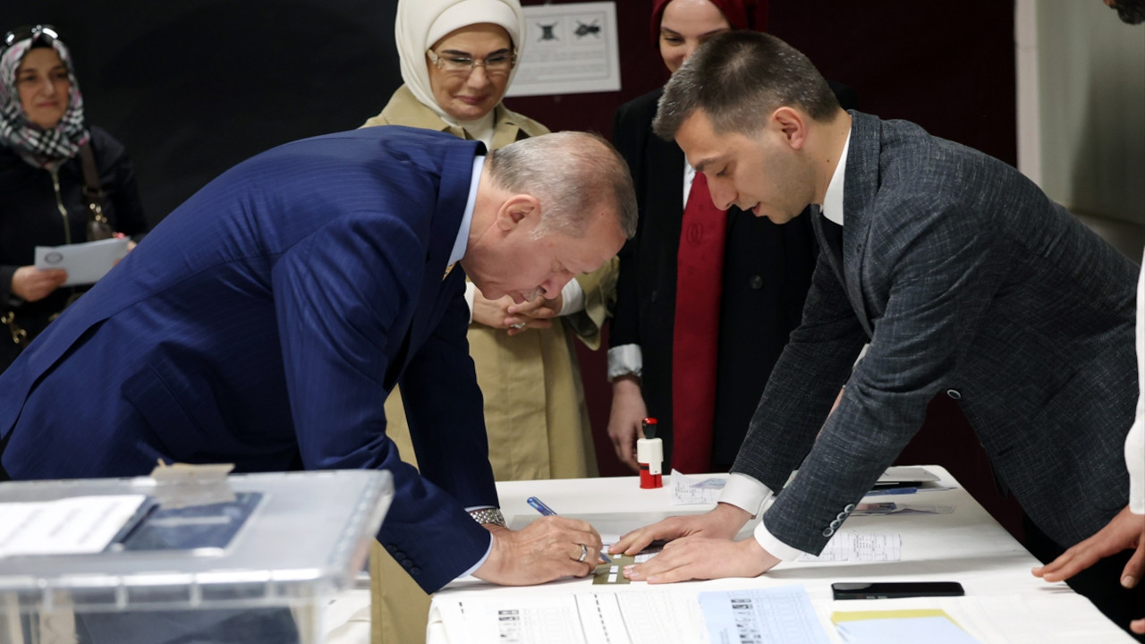 'Erdoğan şamar yedi' diyen dış basın, sıradaki cumhurbaşkanı olarak İmamoğlu'nu işaret etti