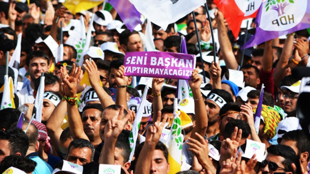 HDP 25 bin kişiyle 'ayaktayız' diyecek