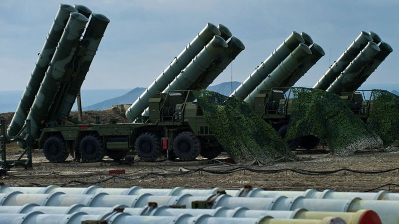 S-400'ler için imzalar atıldı