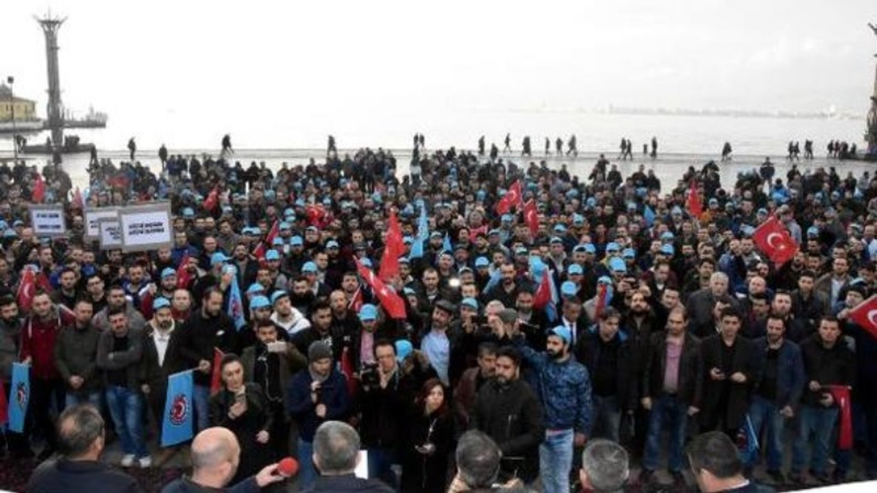 Metal işçileri İzmir'de eylem yaptı