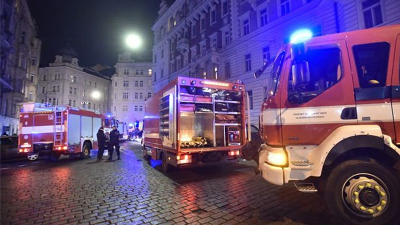 Prag'da otel yangını: 4 ölü