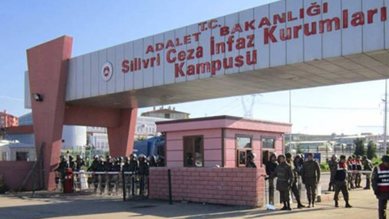 'Tek tip kıyafetler Silivri'ye gönderildi' iddiası