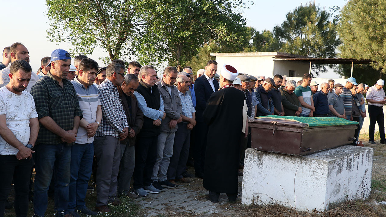 Teleferik faciasında ölen avukat Gümüş memleketinde defnedildi