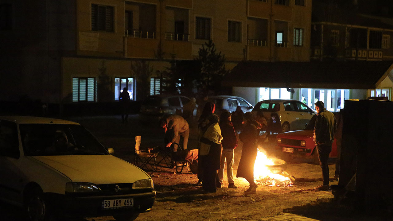 Tokat'ta 4.7 ve 4.1 büyüklüğünde depremler: Okullar tatil edildi