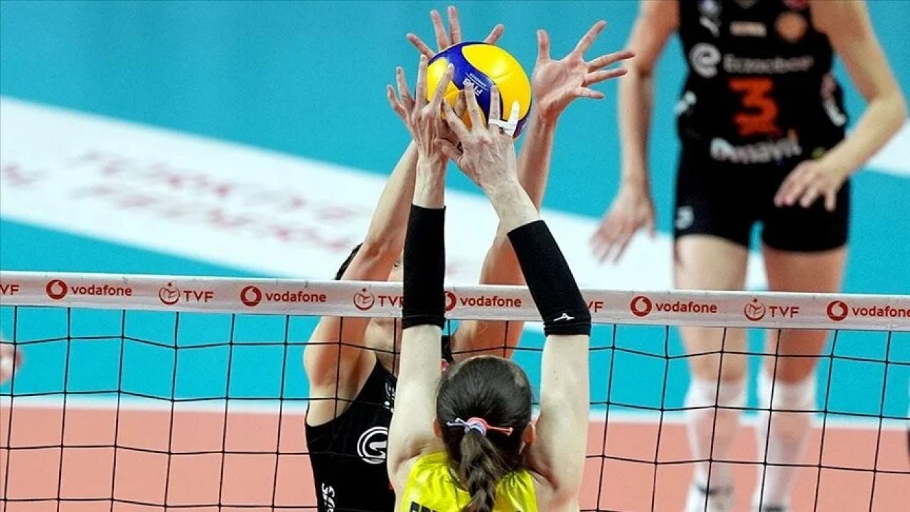 Voleybolda şampiyon yarın belli olacak