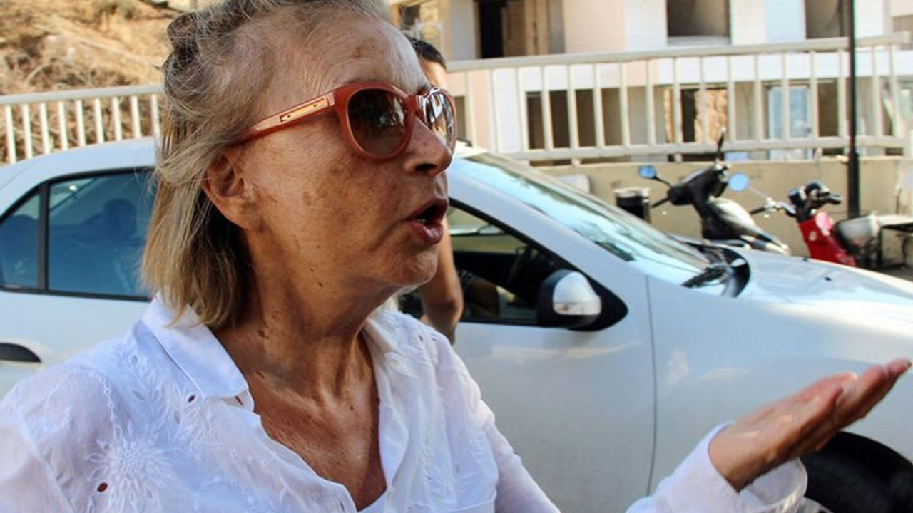 Nazlı Ilıcak'tan Emin Çölaşan'a mektup