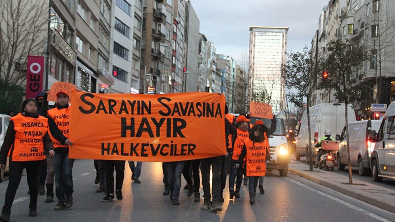 Halkevleri savaşa karşı sokağa çıktı