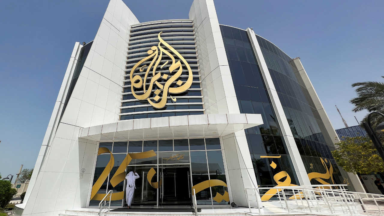 İsrail'in kapatma kararı aldığı Al Jazeera'dan tepki: Kriminal eylem, yasal yollara başvuracağız