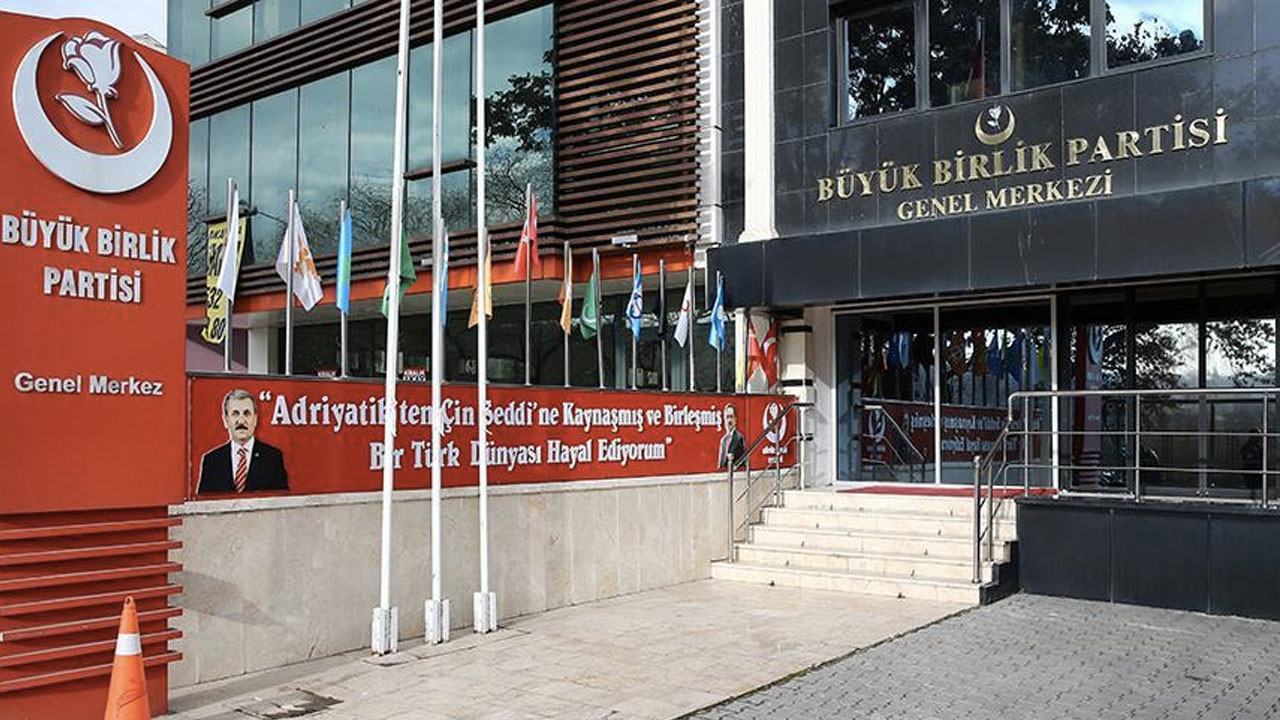 Büyük Birlik Partisi’nde 5 il başkanı görevden alındı