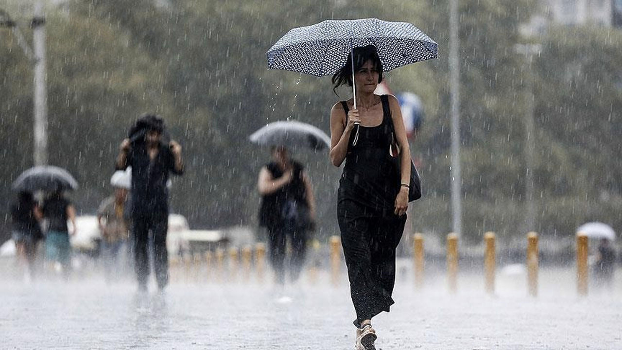 Meteoroloji uyardı: Bazı kentlerde sağanak yağış devam ediyor