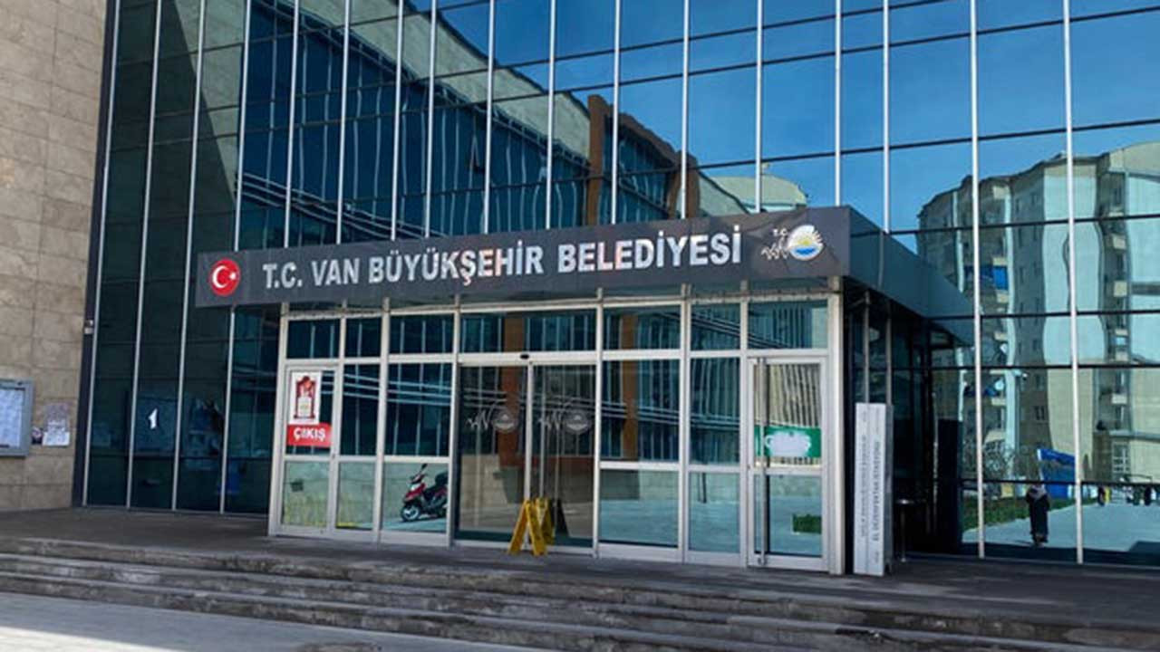 Van kayyımından vakıf ve cemaatlere 2 milyar 205 milyon harcama