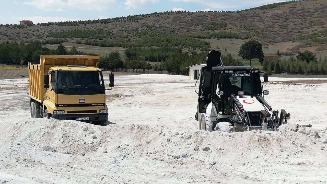 Salda Gölü'nü talan eden şirkete 675 milyonluk kamu ihalesi verildi