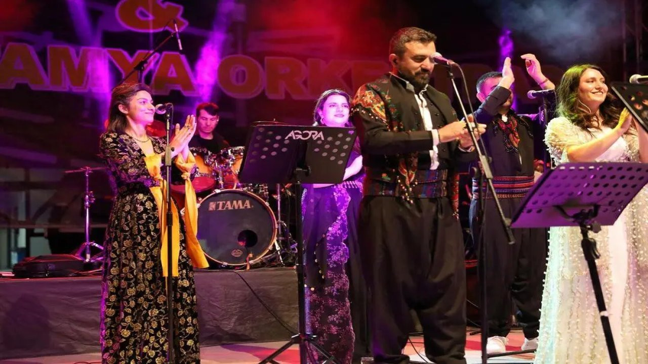 Mezopotamya Orkestrası ilk konserini İzmir'de verdi: Coğrafyayı müzikle anlatmak istedik